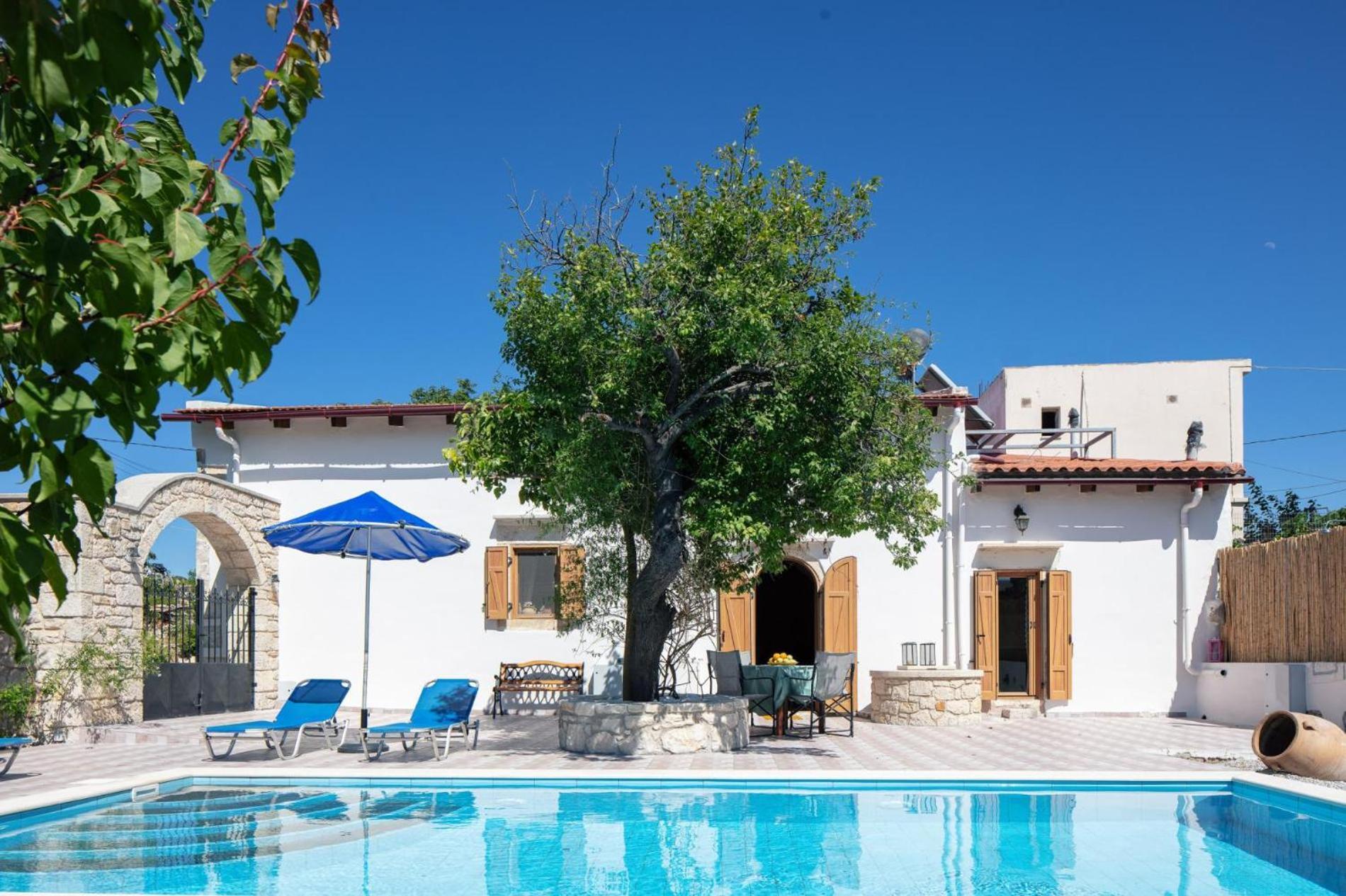 Silver Gem Villa With Private Pool Йеранион Экстерьер фото